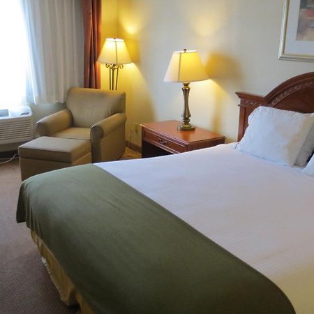 Baymont Inn & Suites By Wyndham هولبروك المظهر الخارجي الصورة